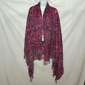 Betsey Johnson Pink Leopard Print Women's Shawl EUC